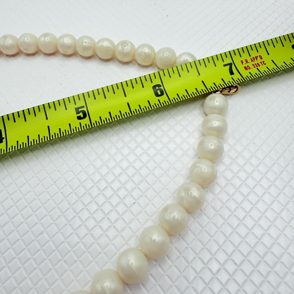 Vintage 80s 90s Off-White Beige Marbled Lucite Geometric Beaded 13" Bib Necklace - Picture 6 of 6